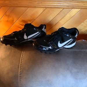 EUC Nike Land Shark Cleats